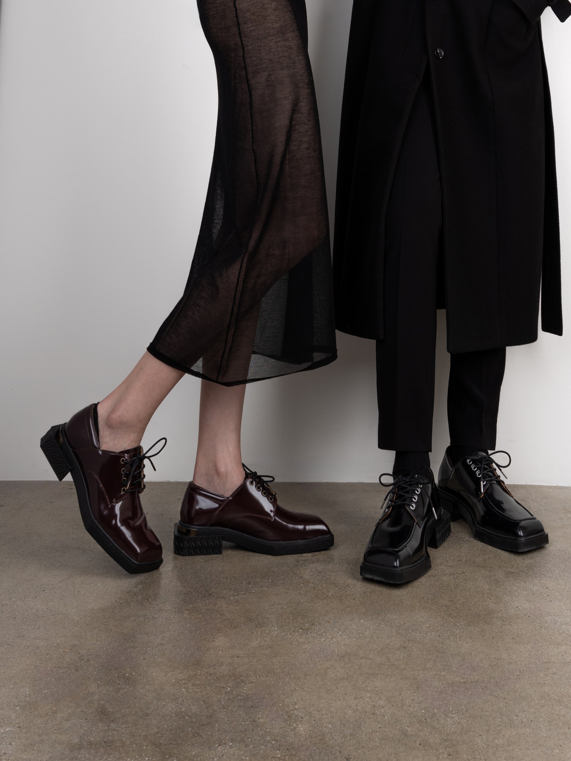 ADIEU BEING Leather Shoes in GRAPHITE